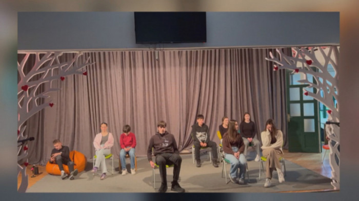 Kako izazovi na TikTok-u mogu biti opasni po život: Na predstavu "Adrenalin" emotivno reaguju i roditelji i deca