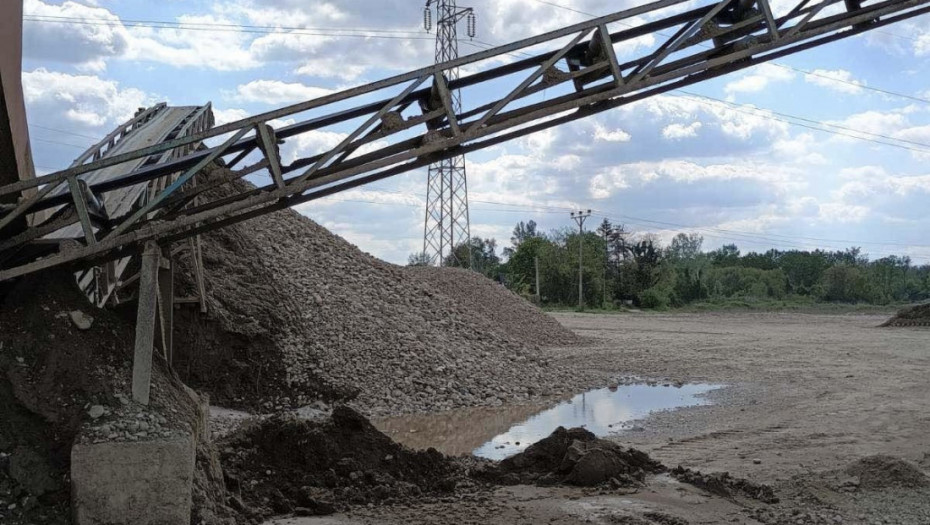 Uhapšen osumnjičeni za ekološki kriminal u Loznici: Eksploatisao pesak i šljunak u priobalju Drine i Jadra