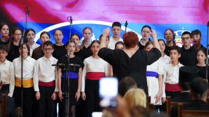 Koncert mladih muzičkih talenata u Skupštini, učestvovali i đaci škole iz Gračanice