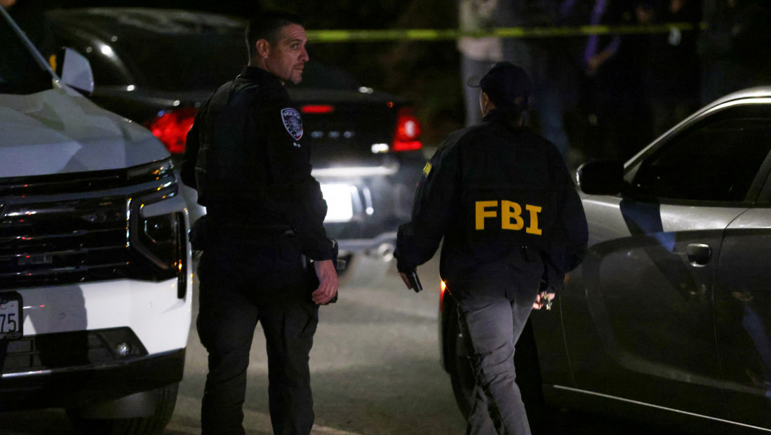 Muškarac koji je pucao na događaju kome je prisustvovao Tramp imao više komada oružja