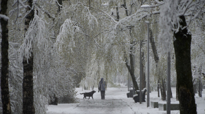 RHMZ upalio meteoalarm: Stiže zahlađenje sa kišom i snegom
