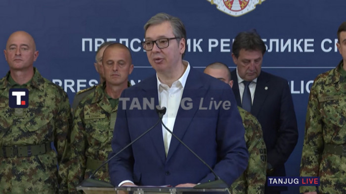 PRIPADNICI VOJSKE SRBIJE SE VRATILI IZ LIBANA Vučić: Svi svetski lideri uvek hvalili naše vojnike u okviru UNIFIL misije