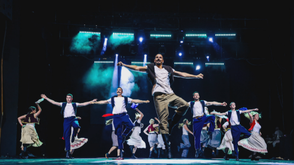 Premijera "Srpskog inata" u Zvezdara teatru: Pogled iza scene nove predstave