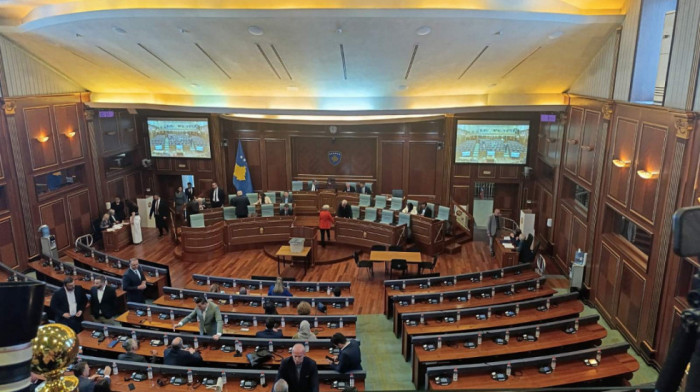 Nastavak blokade u kosovskom parlamentu: Sednica prekinuta do 14 sati