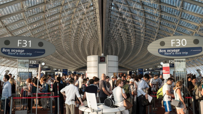 Zatišje pred skuplje letove - cene avio karata u Evropi padaju: Šta očekuje putnike na aerodromima u jeku letnje sezone?