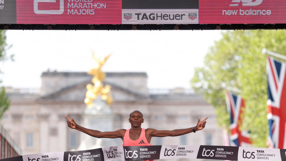 Istrčali maraton za manje od dva sata: Kako je došlo do neverovatnog obaranja rekorda na trci u Londonu