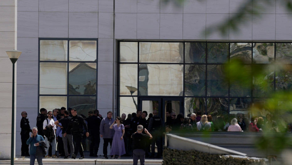 "Ja sam besan pas koji grize": Objavljeno pismo 89-godišnjeg napadača iz Atine – 20 godina pakla zbog penzije