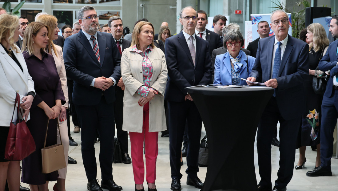 Macut sa predsednikom Švajcarske na predstavljanju programa saradnje dve zemlje