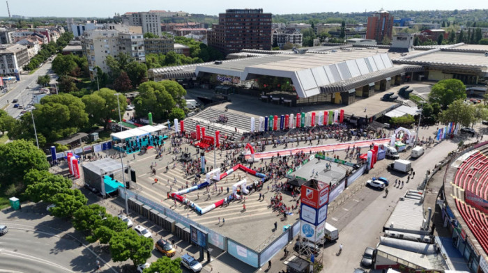 Karavan sporta i radosti krenuo iz Novog Sada: Plazma Sportske igre mladih počele na platou SPENS-a