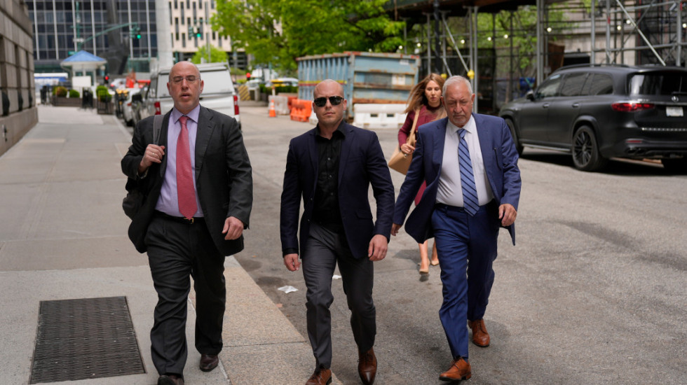 Američki specijalac zaradio 400.000 dolara kladeći se na pad Madura: Optužen za prevaru i krađu podataka