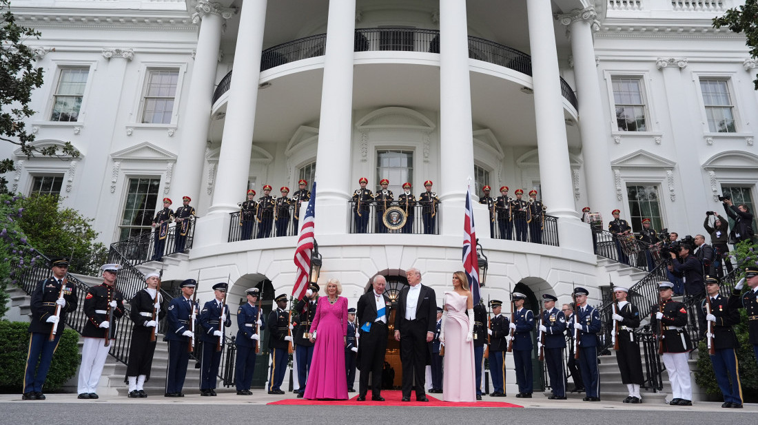 Kralj Čarls na večeri u Beloj kući pozdravio savezništvo sa SAD u "neizvesnom svetu"
