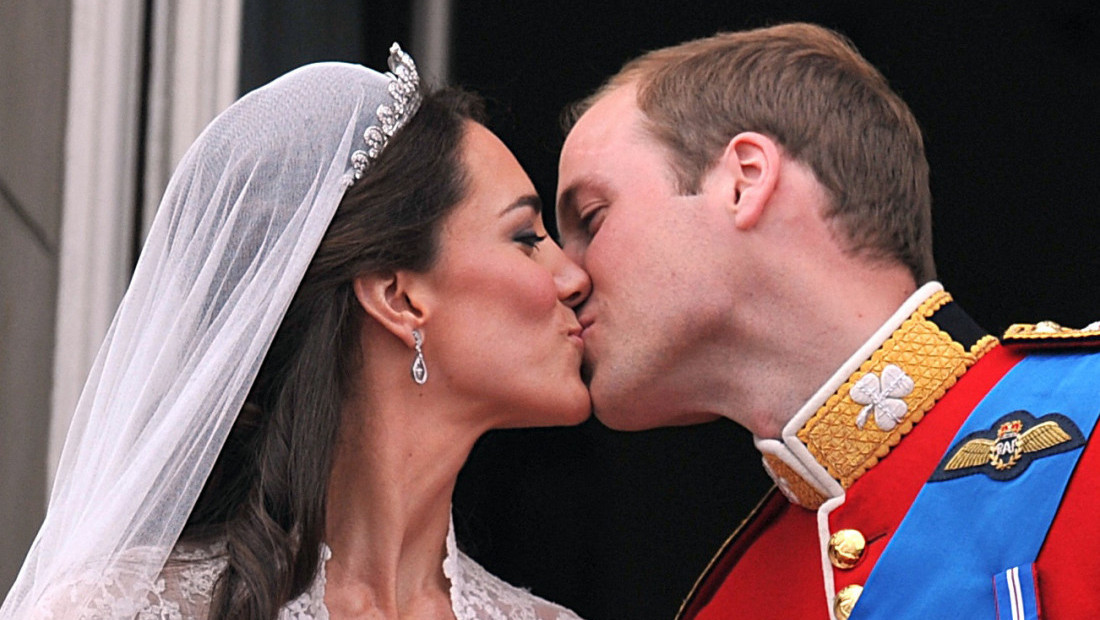 Princ Vilijam i princeza Kejt Midlton objavili novu fotografiju sa decom u čast 15. godišnjice svog braka