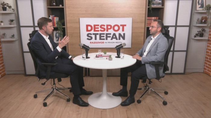 Emisija "Despot Stefan" na Euronews Srbija: Da li partije odumiru i gube bitku sa sopstvenom svrhom?