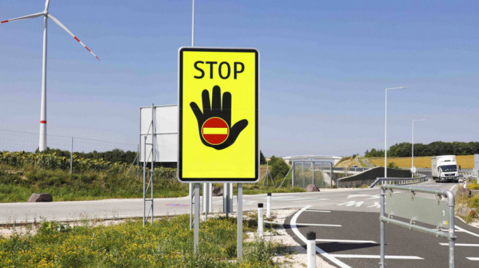 Opasne vožnje na putevima Srbije: Policija rasvetlila pet slučajeva kretanja u suprotnom smeru