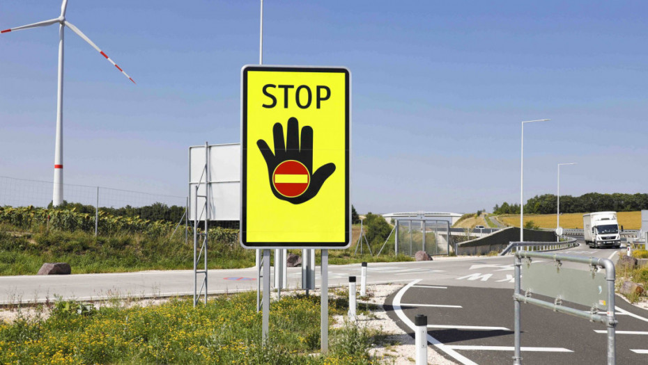 Opasne vožnje na putevima Srbije: Policija rasvetlila pet slučajeva kretanja u suprotnom smeru