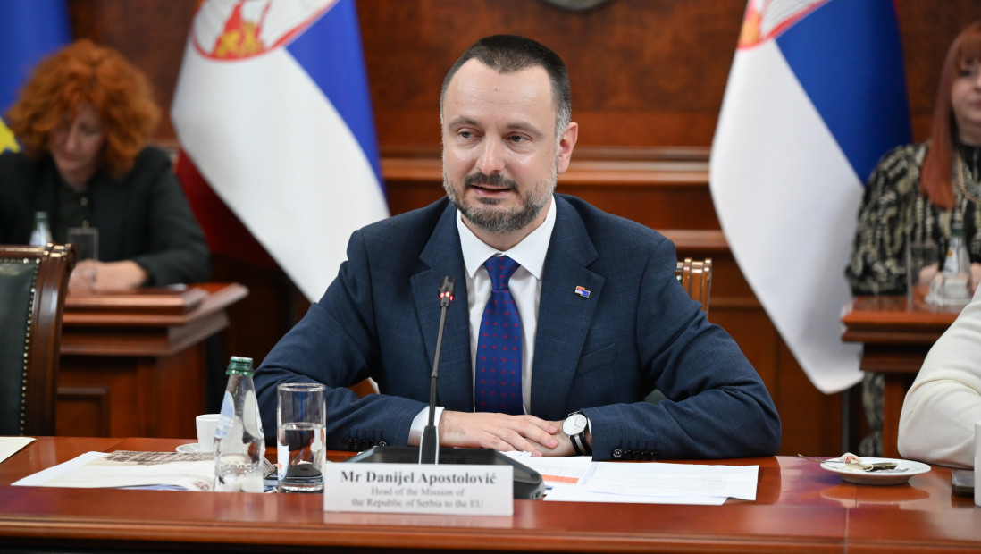 Apostolović sa predsednicima pregovaračkih grupa: Rezultati moraju da budu bolji