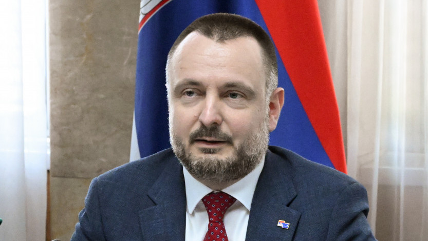 Apostolović održao sastanak sa predsednicima pregovaračkih grupa za pristupanje EU