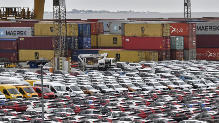 Berlin i EU traže odgovor: Nemačka obaveštena o povećanju carina koje je Tramp najavio na uvoz automobila