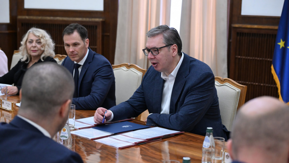 Vučić sa predstavnicima MMF-a: Srbija uspeva da održi dobru fiskalnu poziciju