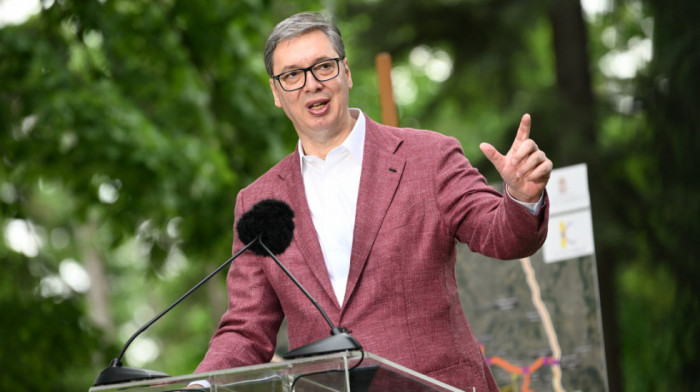 Vučić nakon potpisivanja ugovora za put "Vožd Karađorđe“: Radićemo na tome da sprovedemo plan od 5 tačaka koji sam izneo