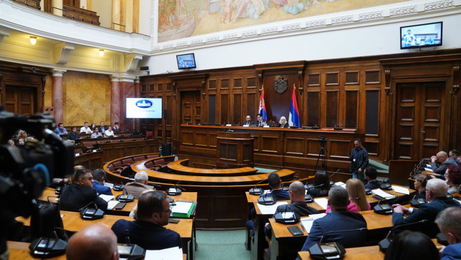 Sednica Skupštine Srbije o izmenama izbornih zakona 12. maja