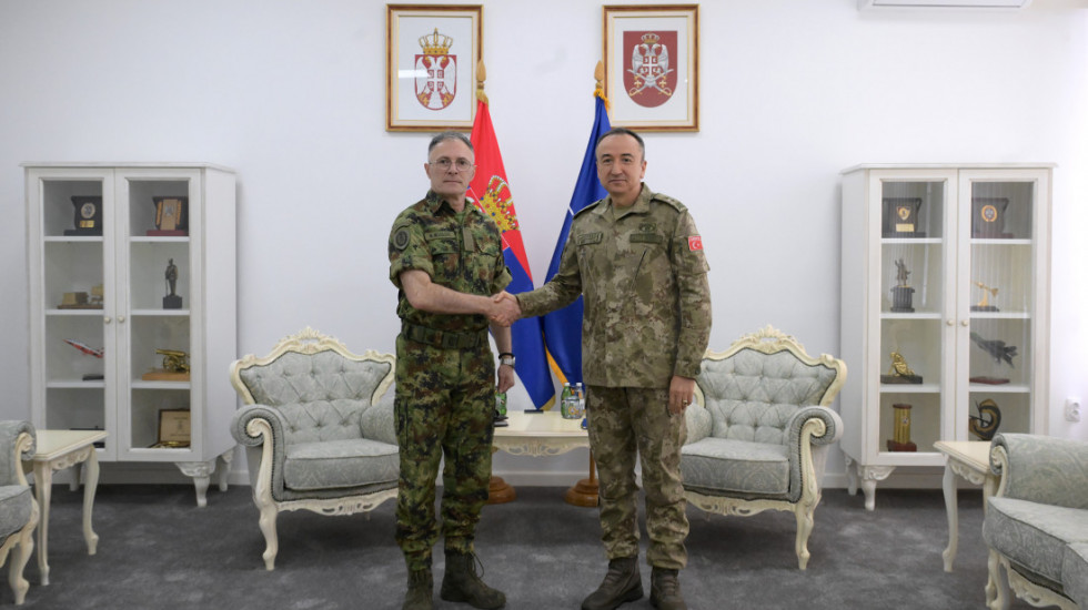 Mojsilović razgovarao sa komandatom Kfora o situaciji na Kosovu i Metohiji