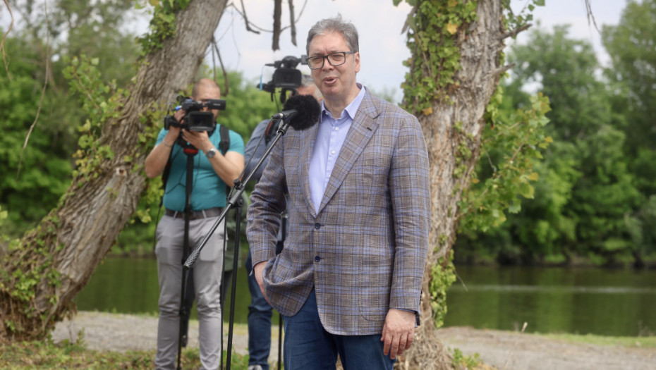Predsednik Srbije boravio u poseti Sremu: Vučić u Šidu najavio velika ulaganja i infrastrukturne promene