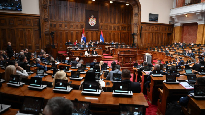 Skupština završila današnji rad: Rasprava o izmenama seta izbornih zakona nastavlja se sutra u 10 sati