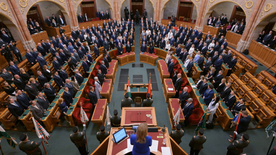 Ministri nove mađarske vlade položili zakletvu, Šuljok potpisao imenovanja