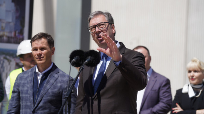 Vučić: Protiv bahatosti funkcionera boriću se svim sredstvima