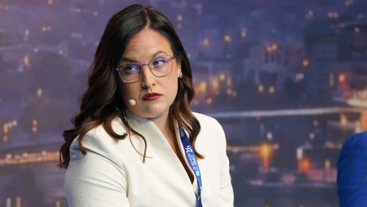 Sara Pavkov na Biznis samitu 2026: Srbija pionir u regionu po pitanju klimatske regulative