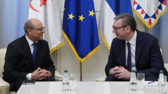 Vučić primio u oproštajnu posetu ambasadora Alžira Fataha Mahraza