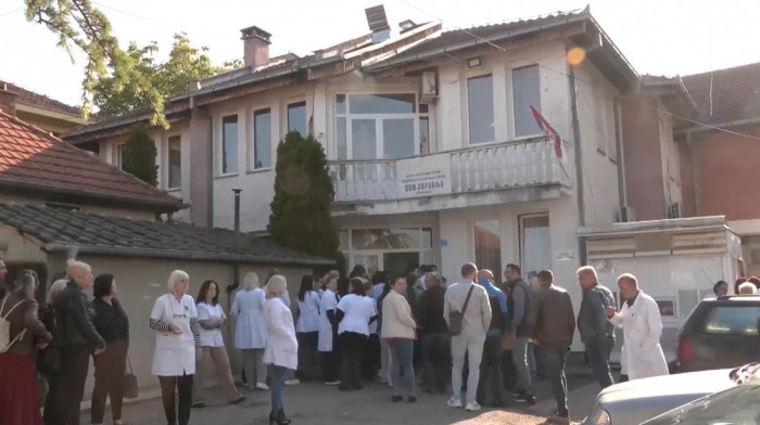 Protest u Gračanici zbog hapšenja: Privedenim Srbima određeno zadržavanje do 48 sati