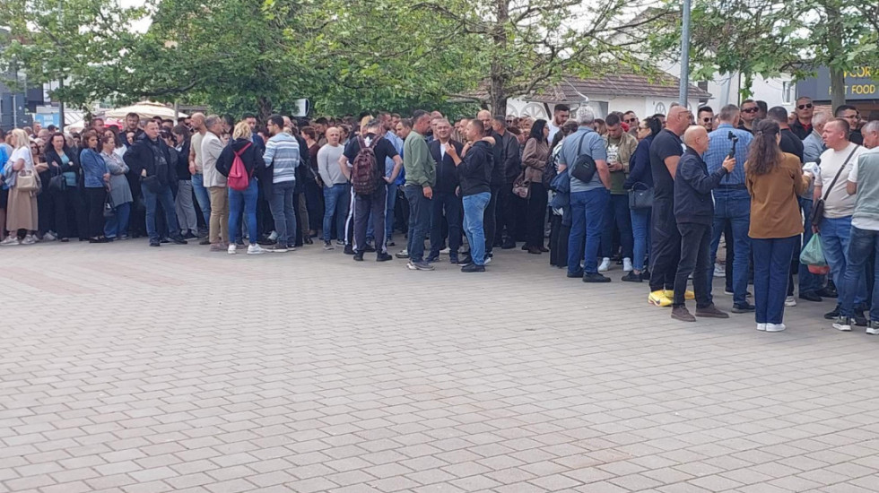 Protest u Gračanici zbog hapšenja: Privedenim Srbima određeno zadržavanje do 48 sati