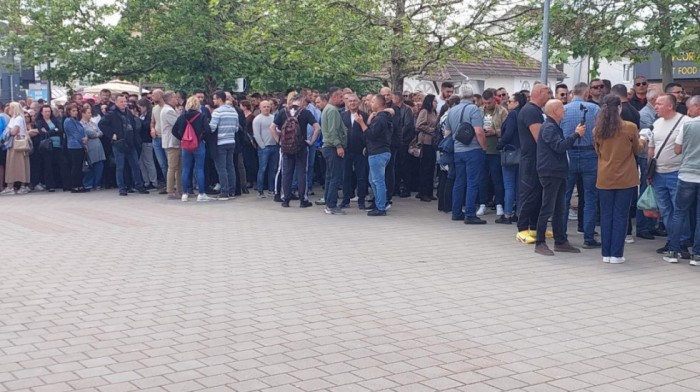 Protest u Gračanici zbog hapšenja: Privedenim Srbima određeno zadržavanje do 48 sati