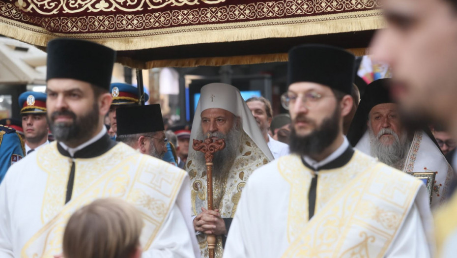 Porfirije: Beograd je danas molitveno srce Srba, Spasovdanska litija živi korak vere