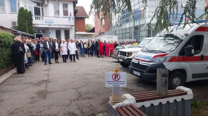 Skupovi podrške uhapšenim direktorima srpskih ustanova i danas u opštini Gračanica