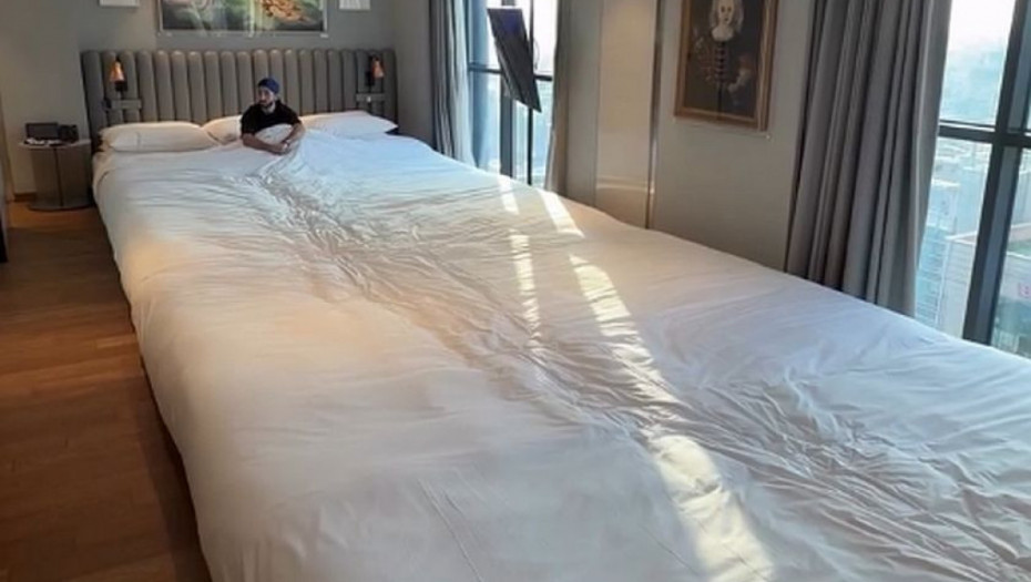 Bizarna hotelska soba o kojoj bruji čitav svet: Da li ste ikada videli veći krevet?