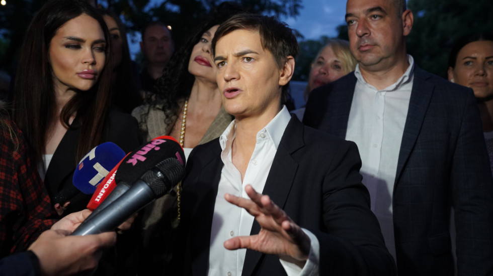 Brnabić o skupu na Slaviji: Važno da je sve prošlo bez incidenta, postoje dve slike Srbije – mirna i nasilna
