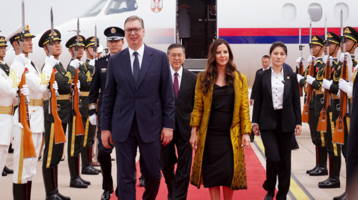 Vučić stigao u Peking - počinje višednevna zvanična poseta Kini tokom koje će se sastati sa Si Đinpingom