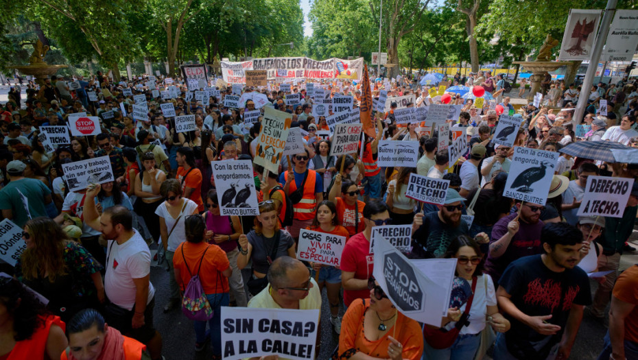 Hiljade ljudi protestovalo u Madridu zbog visokih cena stanovanja