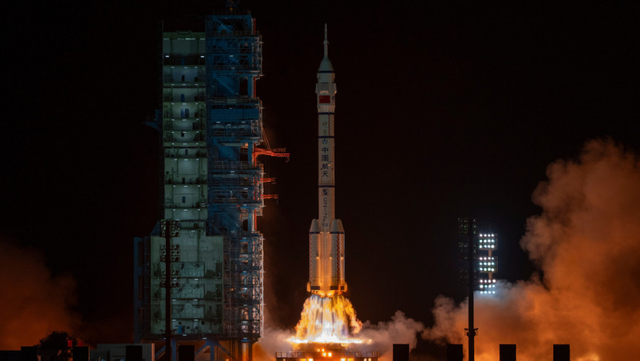 Kina poslala tri astronauta u svemir, jedan ostaje godinu dana na stanici "Tjangong"