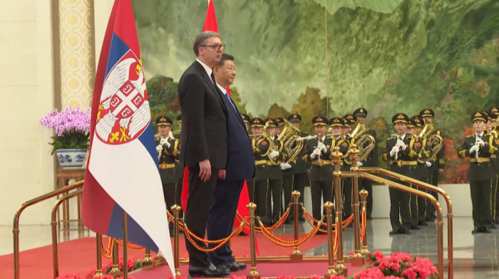 Vučić stigao u Veliki dom naroda u Pekingu: Dočekao ga predsednik Si Đinping