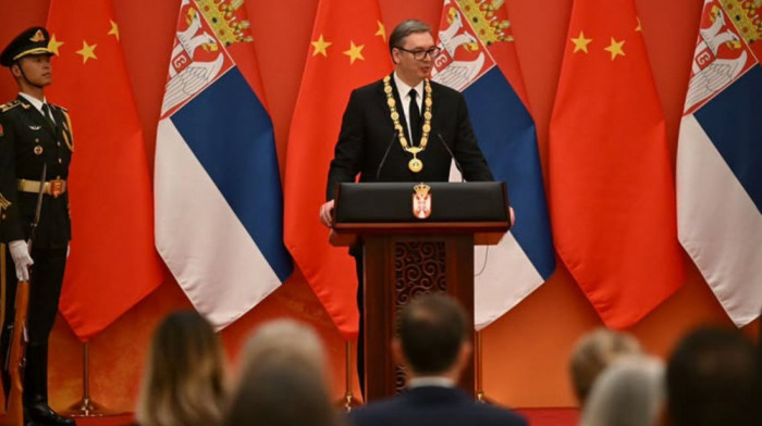 Vučić: Orden satkan od emocija i snage, zahvalan sam Siju na poštovanju srpskog naroda