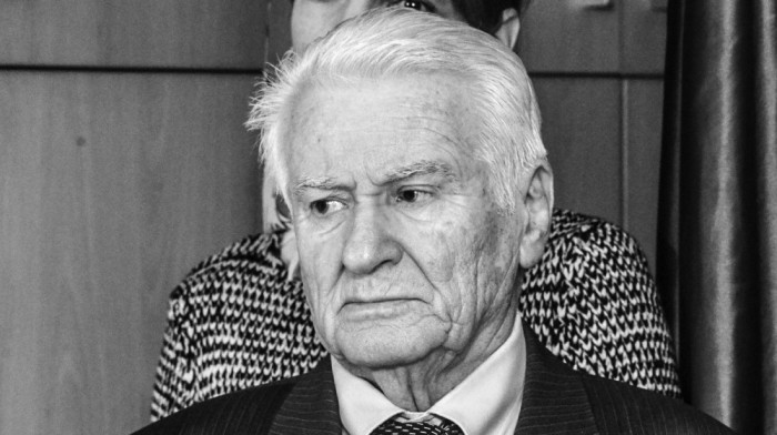Filozof, političar, osnivač moderne Demokratske stranke: Ko je bio Dragoljub Mićunović?