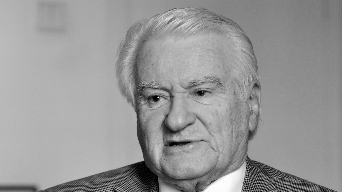 "Demokratija mu je bila u venama": Kako je Dragoljub Mićunović obnavljao demokratske vrednosti u Srbiji