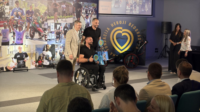 Uručena priznanja "Heroji Beogradskog maratona 2026" (FOTO)