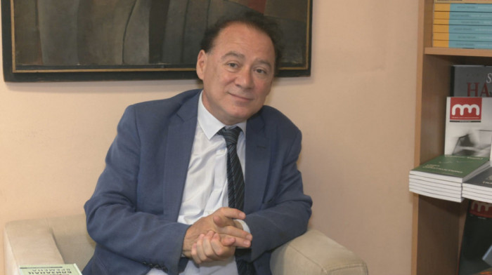 Nenad Šaponja, laureat nagrade "Meša Selimović": Poezija je ono što je najbliže esenciji, ali je najteže napraviti je