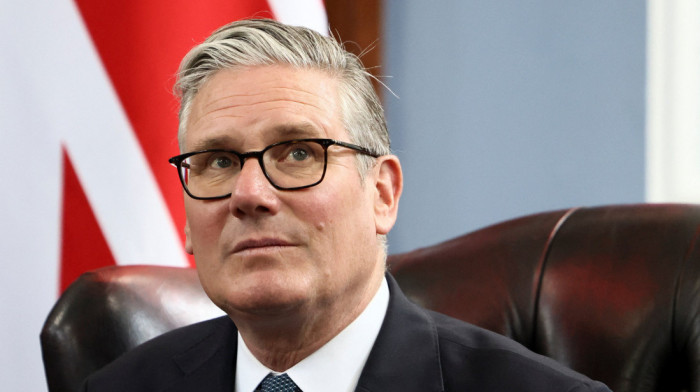 Starmer odbacio kritike da je izgubio autoritet u svojoj vladi - poručio da ne odustaje