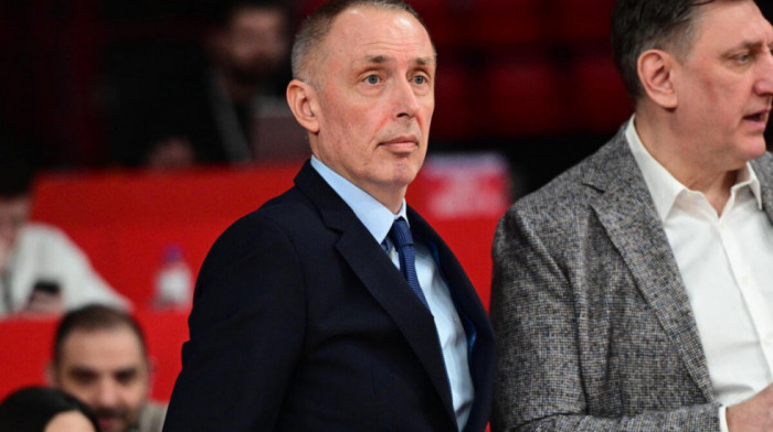 Tomić: Nije mesto da se priča o Teodosiću...